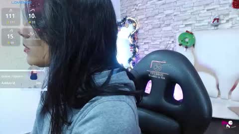 Gaby online show from December 2025 07:42:01 PM