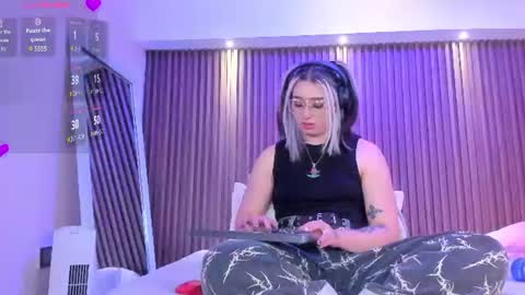 Snapshot of gabyrose9 chatting on June 2026 07:51:01 PM gabyrose9 online show from June 2026 07:51:01 PM
