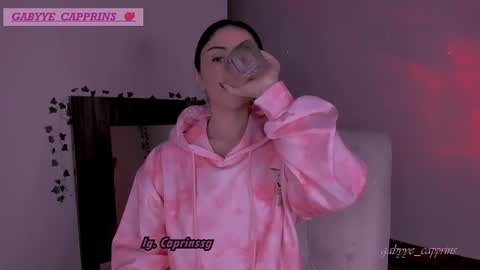 gabyye capprins online show from March 2026 12:25:01 AM