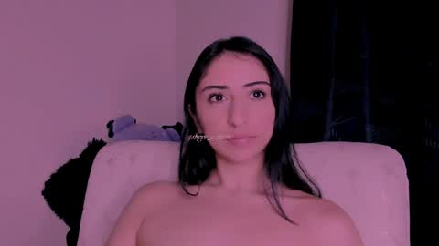 gabyye capprins online show from April 2026 07:45:01 AM