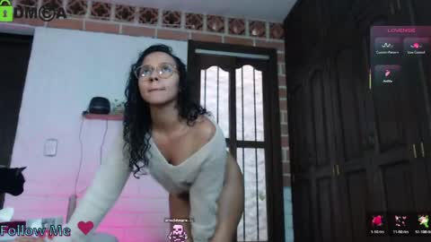 Snapshot of gaia_333 chatting on June 2026 09:48:02 PM Lenna 3 online show from June 2026 09:48:02 PM