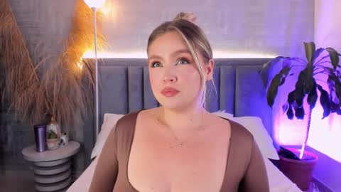 Gaia Baker  online show from March 2026 06:14:02 PM