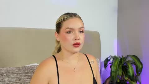 Gaia Baker  online show from June 2026 10:43:01 PM