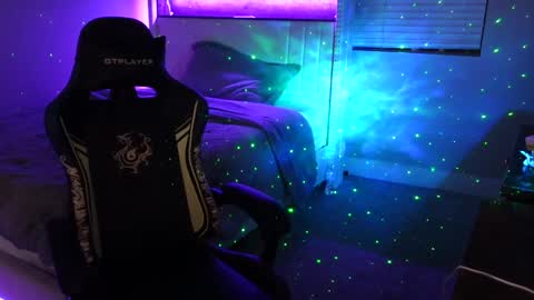 Jenna  - be back MONDAY night.  online show from April 2026 08:01:01 AM