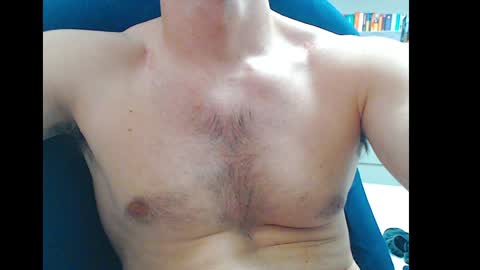 gatosarado23 online show from April 2026 05:32:01 AM
