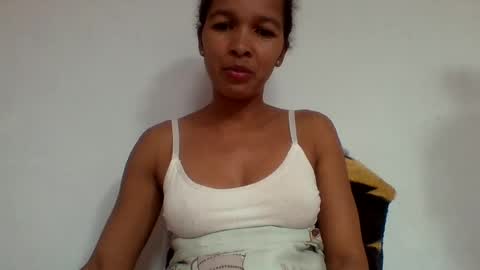 Snapshot of gelmene chatting on June 2026 03:42:02 PM gelmene online show from June 2026 03:42:02 PM