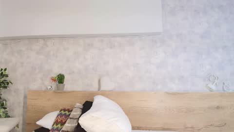 geminis muentes online show from November 2025 05:34:02 PM