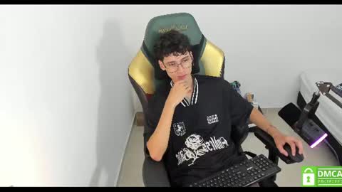 Snapshot of gendo_05 chatting on July 2026 09:52:02 PM GENDO online show from July 2026 09:52:02 PM