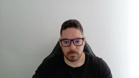 genesis_wb online show from April 2026 07:00:01 PM