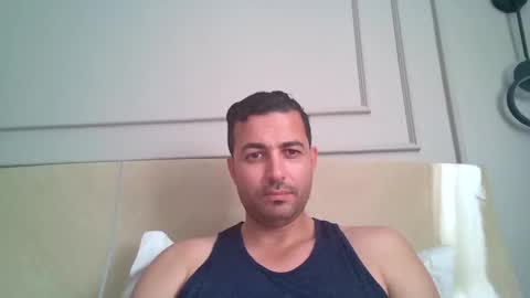 genteldevil online show from April 2026 02:58:01 PM