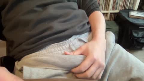 Snapshot of gentle_stranger chatting on January 2025 02:07:02 PM Gentle Stranger online show from January 2025 02:07:02 PM