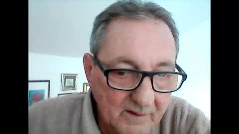 Snapshot of georg1412 chatting on January 2026 01:26:02 PM georg1412 online show from January 2026 01:26:02 PM