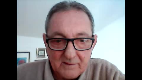 Snapshot of georg1412 chatting on January 2026 01:13:02 PM georg1412 online show from January 2026 01:13:02 PM