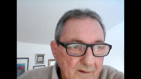 Snapshot of georg1412 chatting on January 2026 02:31:01 PM georg1412 online show from January 2026 02:31:01 PM