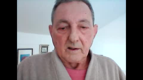 Snapshot of georg1412 chatting on February 2026 02:43:01 PM georg1412 online show from February 2026 02:43:01 PM