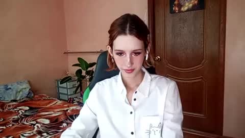 Ellie online show from June 2026 03:38:02 PM