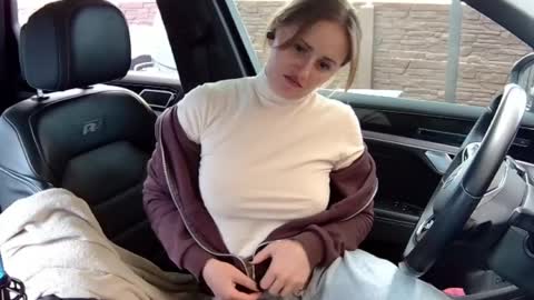 Melissa online show from April 2026 01:50:01 PM