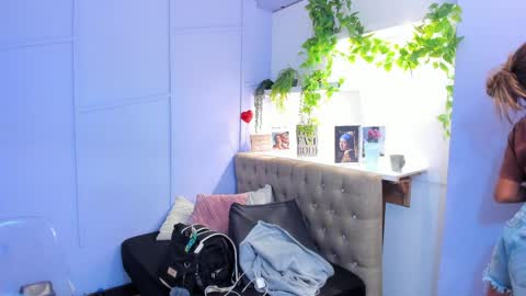 Snapshot of georgina_coule chatting on April 2026 12:21:01 PM Georgina Coule online show from April 2026 12:21:01 PM