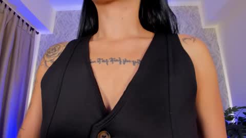 Kendal  online show from February 2026 02:13:02 PM