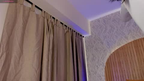 Kendal  online show from February 2026 03:40:01 AM