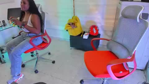 geralfernandez online show from April 2026 07:05:02 PM