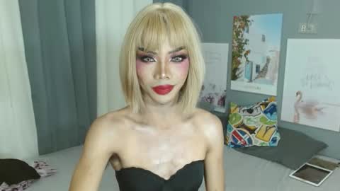 Snapshot of gerogoussidney chatting on April 2026 06:31:02 PM Sidneymorens online show from April 2026 06:31:02 PM