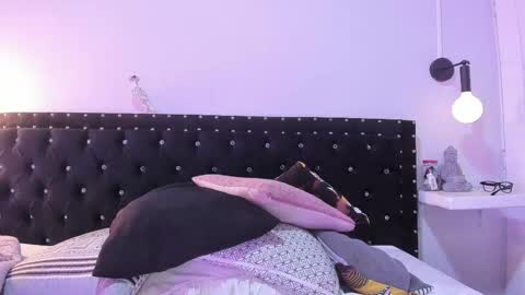 Allison  online show from February 2026 08:20:02 PM