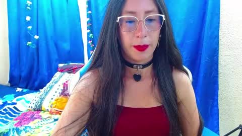 Gia  online show from April 2026 07:18:01 PM