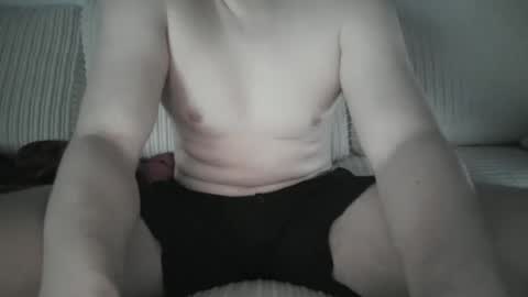 Giantjunkjack online show from March 2026 06:12:01 PM