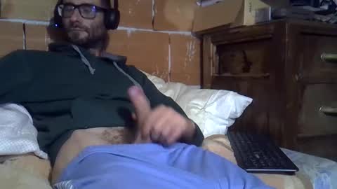 Snapshot of gicobest chatting on February 2026 09:24:02 AM Corrado online show from February 2026 09:24:02 AM