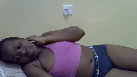 Snapshot of gina_sassy chatting on March 2026 01:00:01 AM Adiliah online show from March 2026 01:00:01 AM