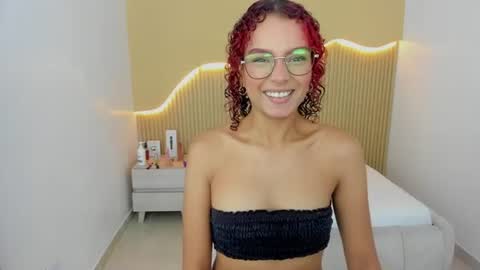 Snapshot of ginamorelo chatting on June 2026 01:31:02 PM G I A N A online show from June 2026 01:31:02 PM