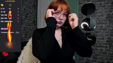 ginger_hood online show from December 2025 06:06:01 AM