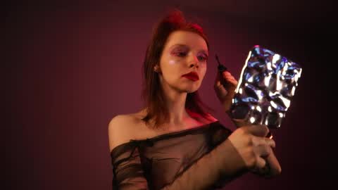        im expecting 350 thumbs up on my altar   online show from April 2026 10:13:02 PM