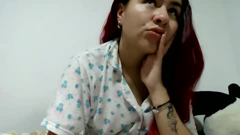 GinniWest  online show from May 2026 09:58:01 AM