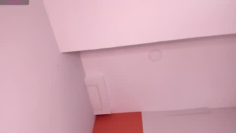 Giovanna  online show from October 2025 06:39:01 PM