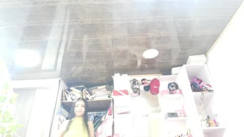 giovanna_oliveria online show from March 2026 10:58:01 PM