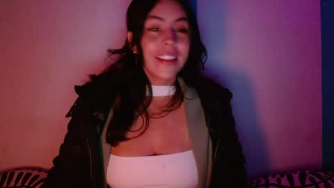Alejandra online show from May 2026 06:00:02 AM