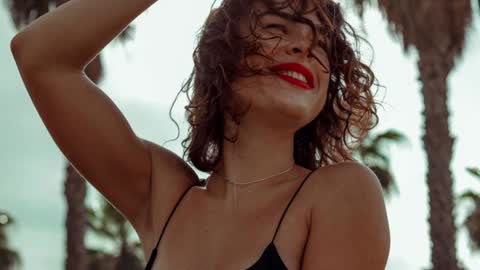 Hanna online show from December 2024 04:27:02 PM