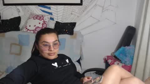 girlsex_hot online show from April 2026 01:44:01 AM