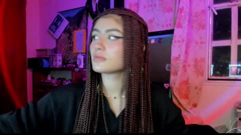 Giulietta online show from December 2024 05:07:02 AM