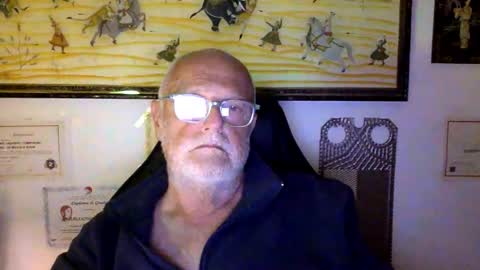 giutomma930394 online show from April 2026 06:54:02 PM