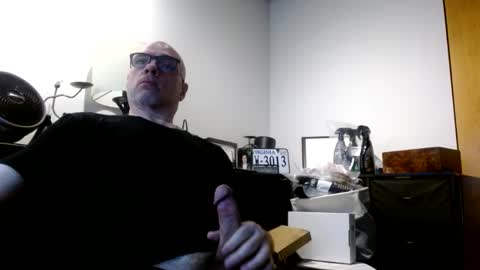 glaikind925958 online show from May 2026 03:01:01 AM