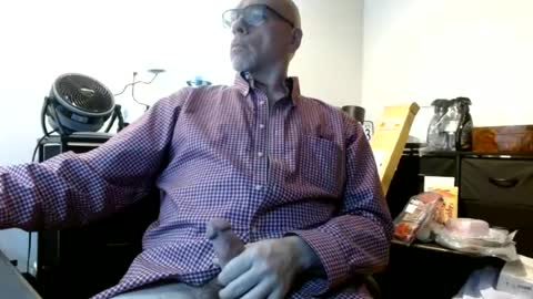 glaikind925958 online show from June 2026 12:16:01 AM