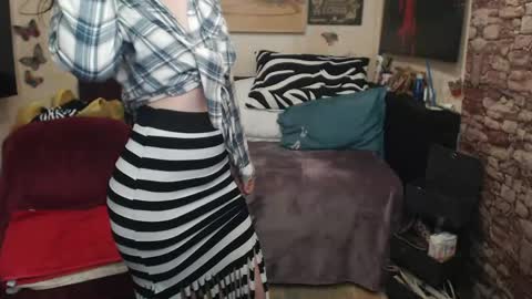 Glamourhottie online show from May 2026 07:25:01 AM