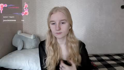 Laura online show from April 2026 07:36:01 AM