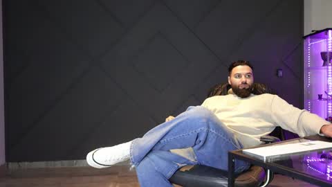 Matthew .. for short call me Matt online show from April 2026 12:55:02 AM