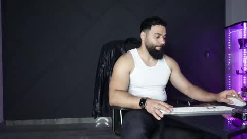 Matthew .. for short call me Matt online show from April 2026 07:04:02 PM