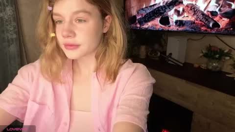 Miroslava friends call me Mira  online show from May 2026 12:08:01 AM