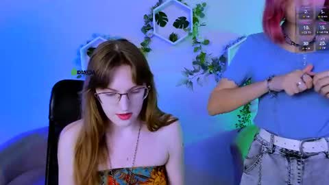 Snapshot of gloria_bubble chatting on July 2026 07:27:02 PM your dream online show from July 2026 07:27:02 PM